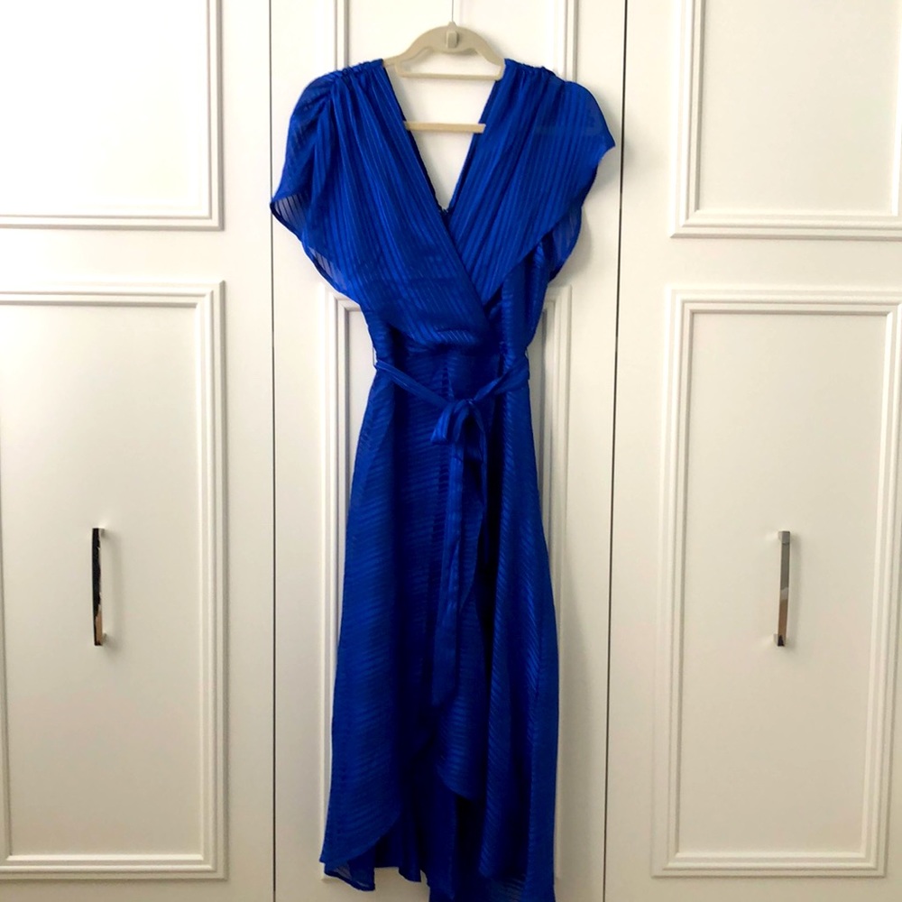 Lulu’s royal blue party dress